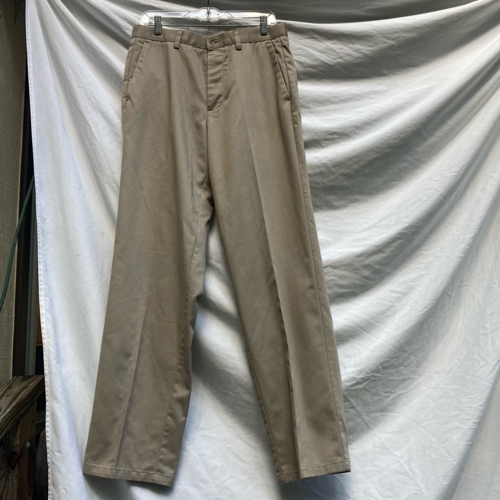 Dockers khaki dress pants, size waist 32 length 34